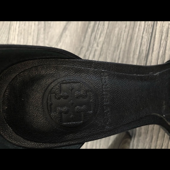 Tory Burch Ankle Strap Heel - Picture 5 of 6